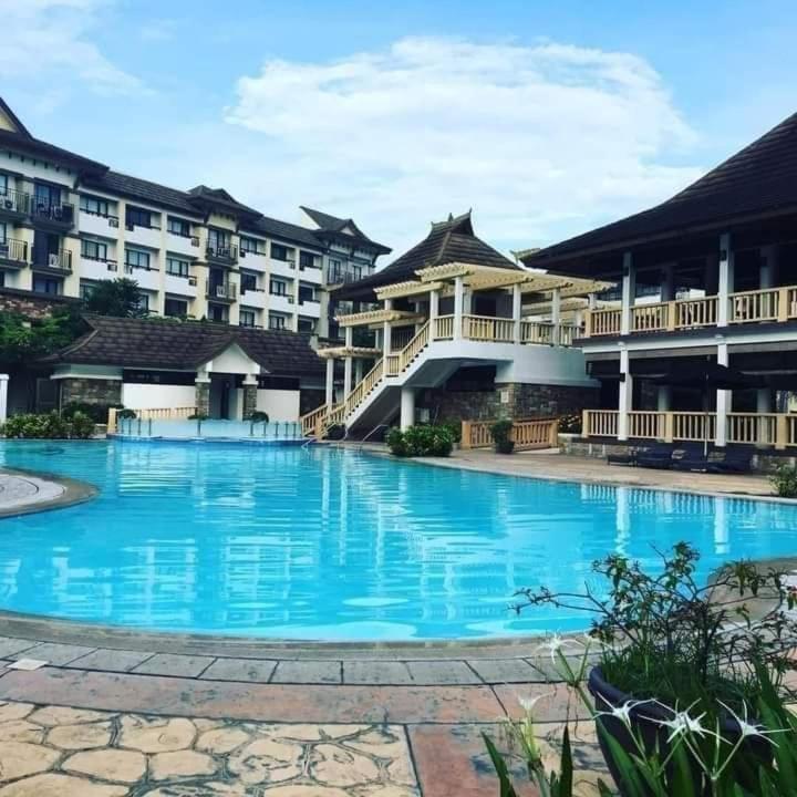 Cozy 2Br With Free Pool Beside Sm City Mall Davao Экстерьер фото